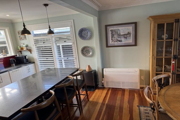 Photo of property in 212 Terrace Road, Parkvale, Hastings, 4122