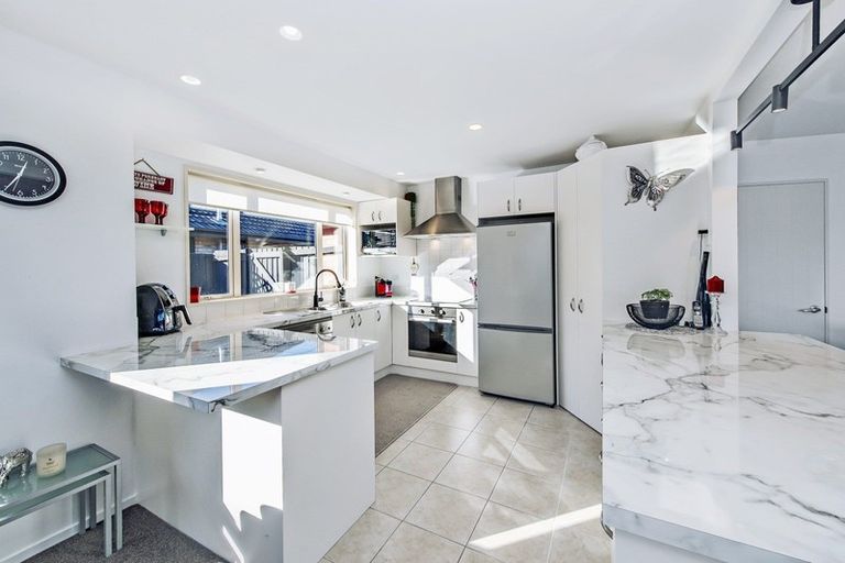 Photo of property in 11 Globe Bay Drive, Templeton, Christchurch, 8042