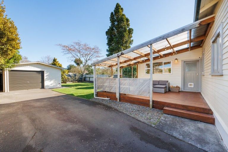 Photo of property in 32 Colombo Street, Hokowhitu, Palmerston North, 4410