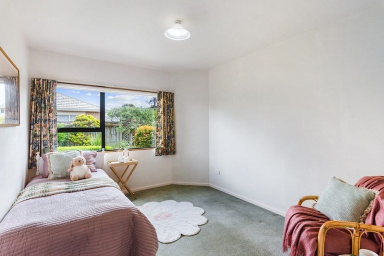 Photo of property in 7 Beachwater Grove, Paraparaumu Beach, Paraparaumu, 5032