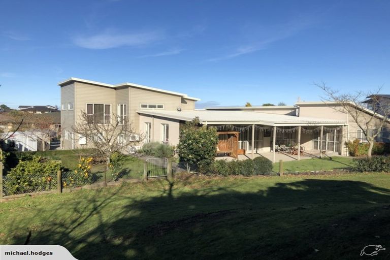Photo of property in 12 Cotswolds Close, Otamatea, Whanganui, 4500