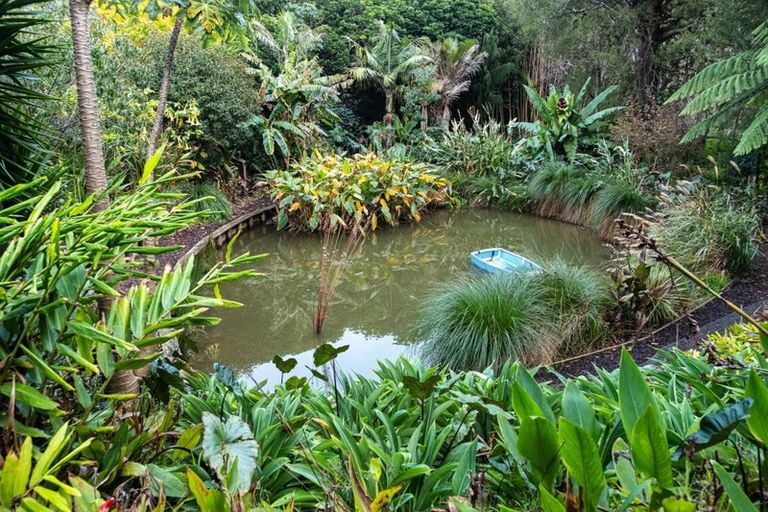 Photo of property in 118 Ngarara Road, Waikanae, 5036