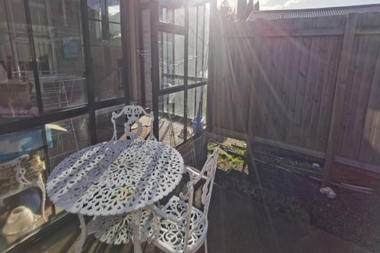 Photo of property in 22 Appleby Crescent, Burnside, Christchurch, 8053