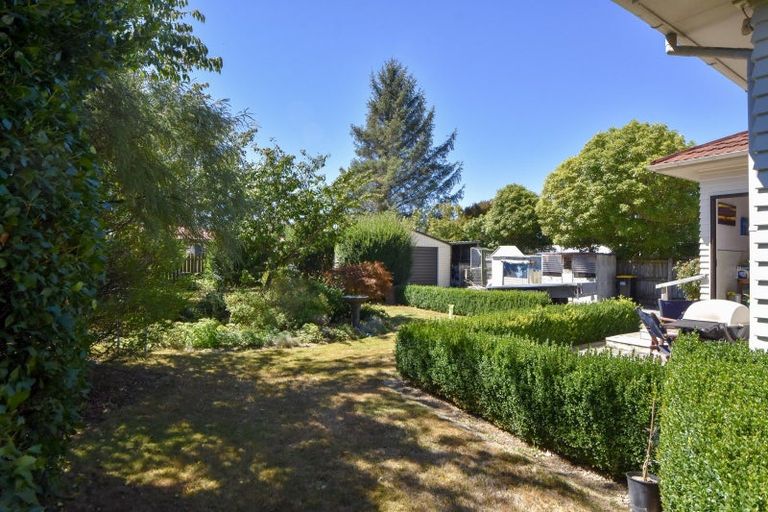 Photo of property in 22 Philip Street, Carterton, 5713