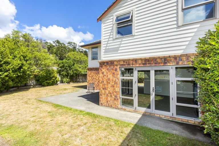 Photo of property in 48 Evergreen Crescent, Trentham, Upper Hutt, 5018