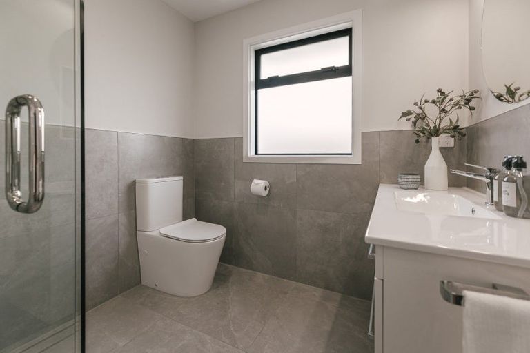 Photo of property in 27 Daniel Place, Kelvin Grove, Palmerston North, 4414