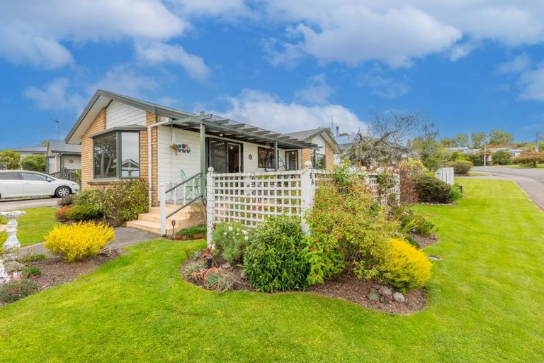 Photo of property in 6a Abbot Avenue, Waipawa, 4210