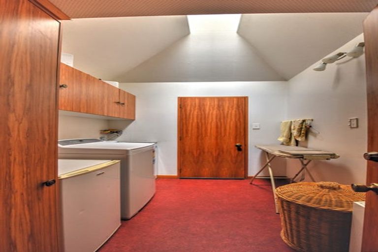 Photo of property in 16 Traford Street, Gore, 9710