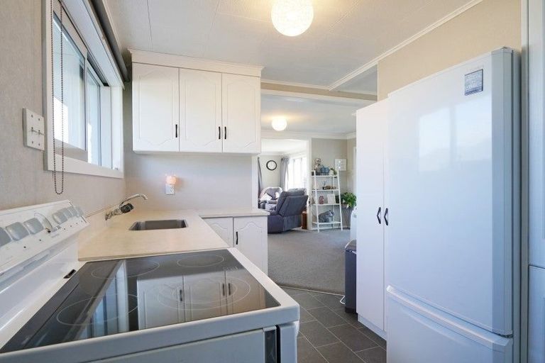 Photo of property in 29 Harvey Street, Grasmere, Invercargill, 9810