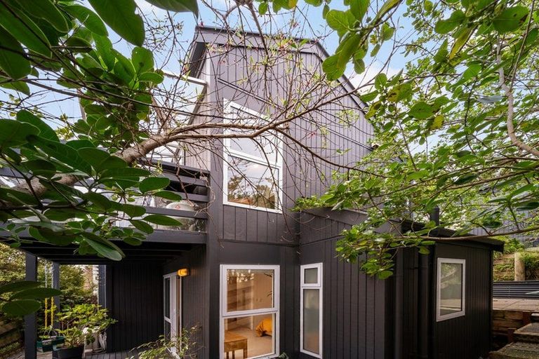 Photo of property in 57b Lavaud Street, Berhampore, Wellington, 6023