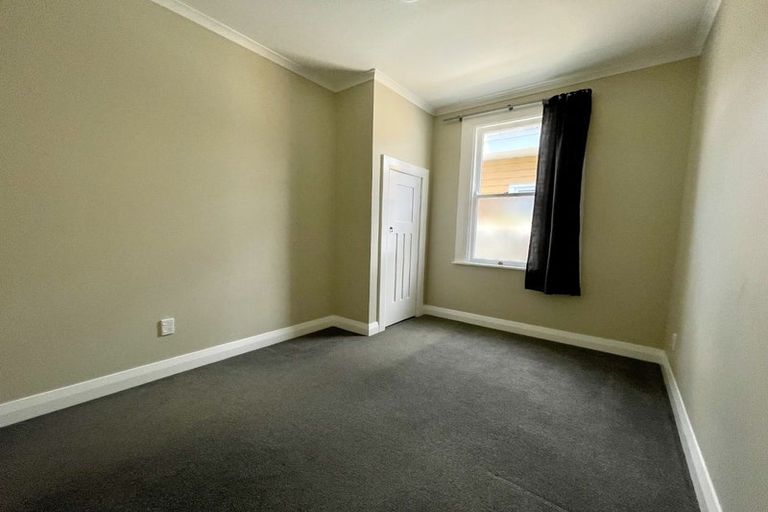 Photo of property in 172a Queens Drive, Lyall Bay, Wellington, 6022