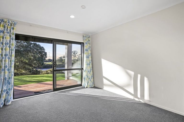 Photo of property in 27b Challinor Street, Pakuranga, Auckland, 2010