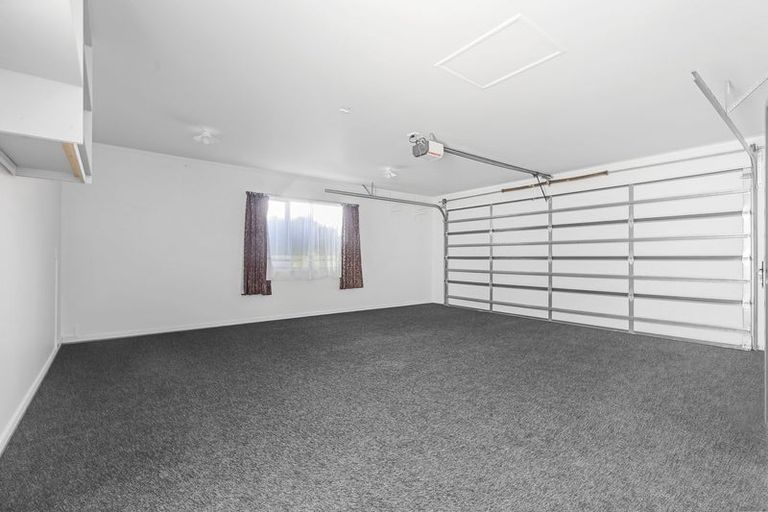 Photo of property in 10 Yasmin Lane, Kinloch, Taupo, 3377