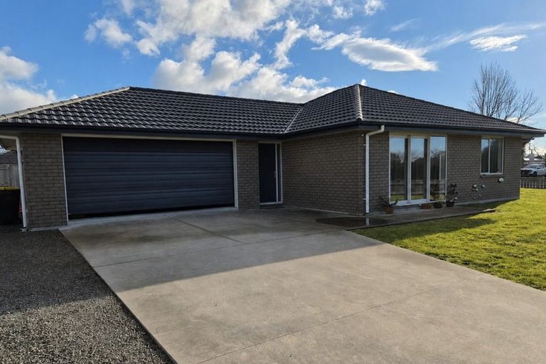 Photo of property in 1 Maple Grove, Solway, Masterton, 5810