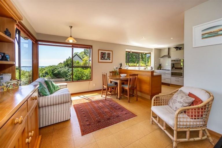 Photo of property in 12 Valencia Lane, Mount Pleasant, Christchurch, 8081