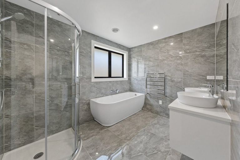 Photo of property in 1 James Elliot Way, Pokeno, 2402