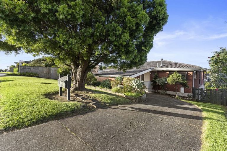 Photo of property in 208 Clovelly Road, Bucklands Beach, Auckland, 2012