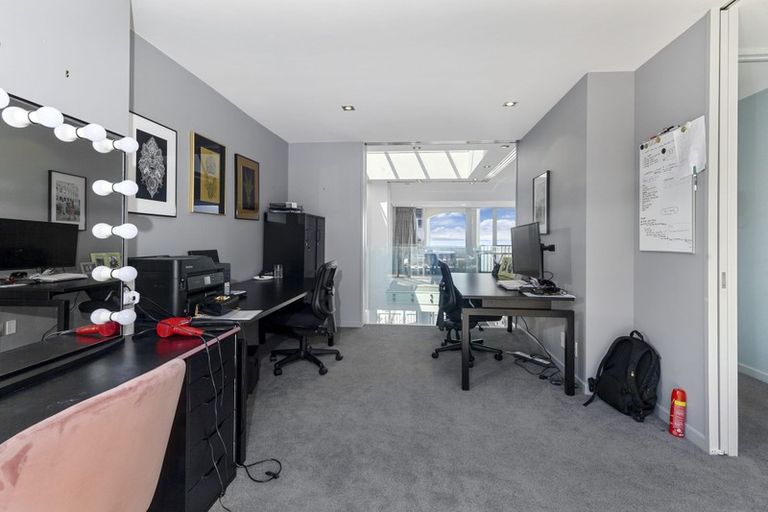 Photo of property in The Sands Apartments, 31/47 The Strand, Takapuna, Auckland, 0622