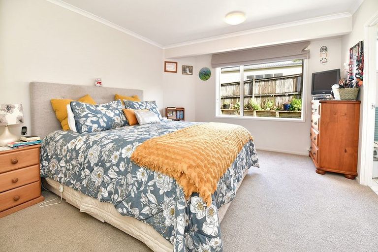 Photo of property in 9 Robinia Place, Snells Beach, 0920