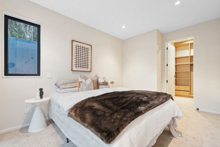 Photo of property in 15c Kiri Place, Mairangi Bay, Auckland, 0630