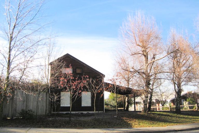 Photo of property in 44 Sargood Drive, Wanaka, 9305