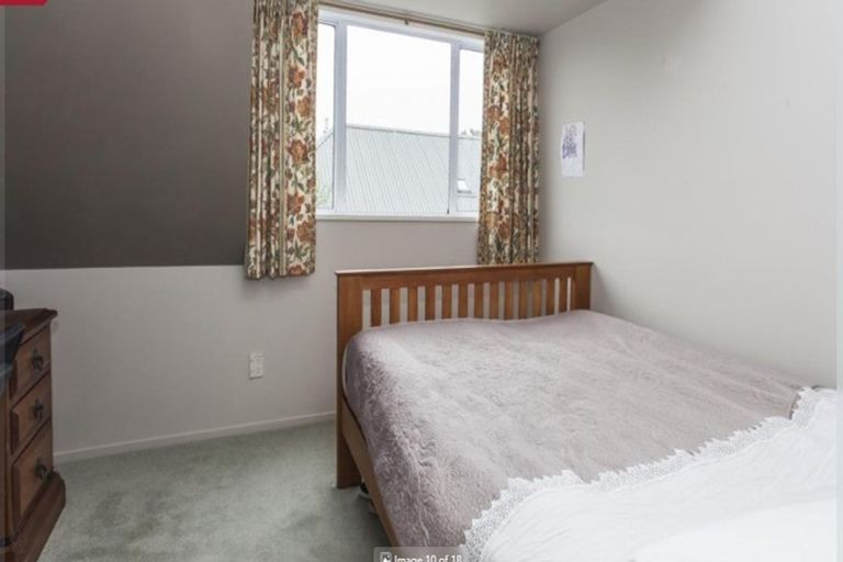 Photo of property in 77 Regency Crescent, Redwood, Christchurch, 8051