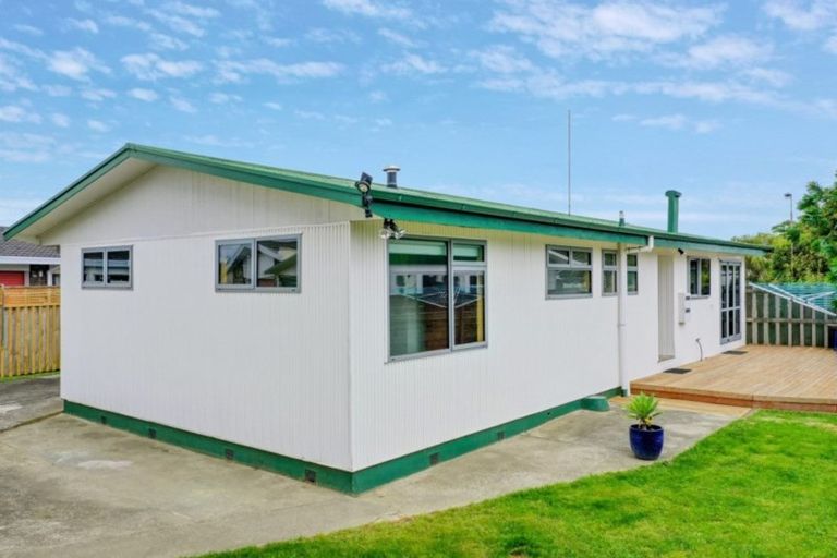 Photo of property in 132 Riverside Drive, Whakatane, 3120