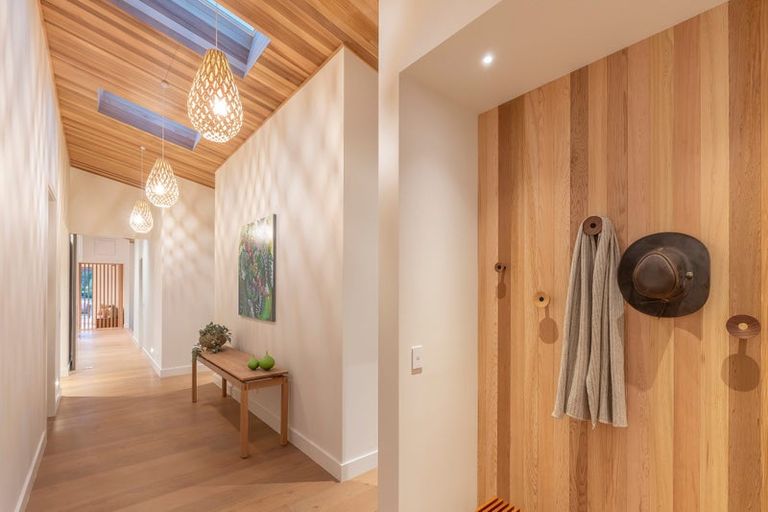 Photo of property in 148 Monument Road, Clevedon, 2582