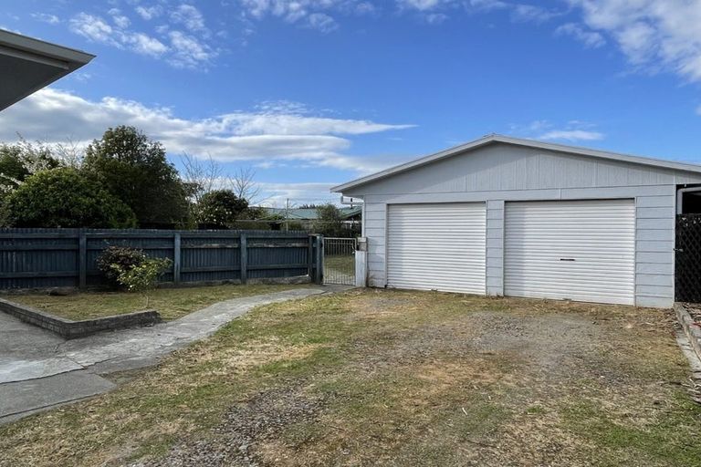 Photo of property in 6 Pain Street, Bulls, 4818