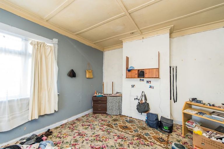 Photo of property in 39 Cornfoot Street, Castlecliff, Whanganui, 4501