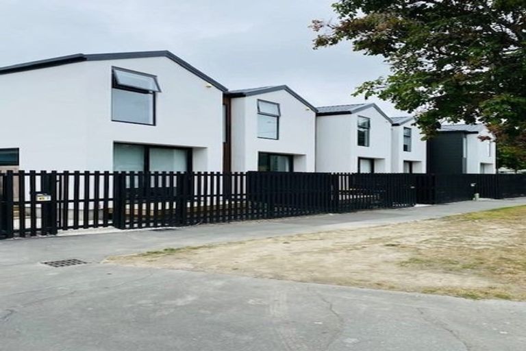 Photo of property in 4/45 Heywood Terrace, Richmond, Christchurch, 8013