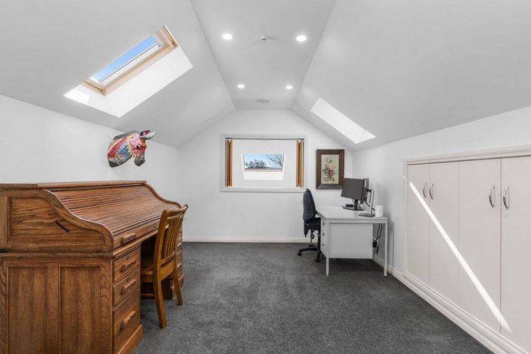 Photo of property in 154a Gladstone Road North, Mosgiel, 9024