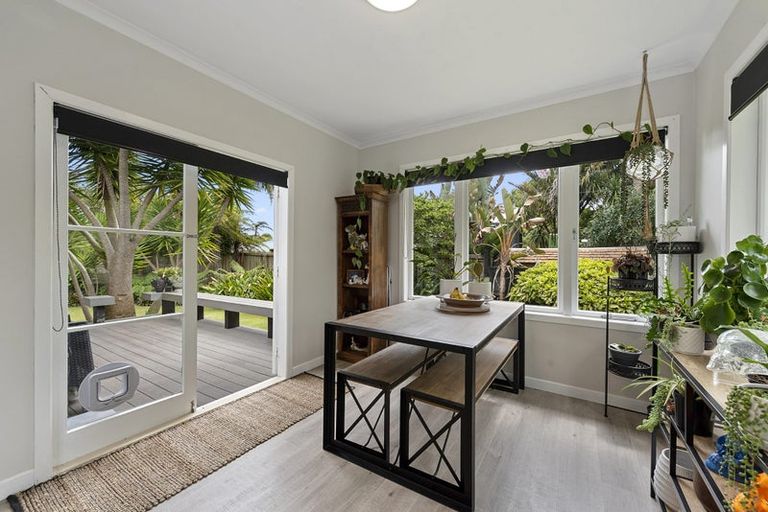 Photo of property in 77 Insoll Avenue, Enderley, Hamilton, 3214