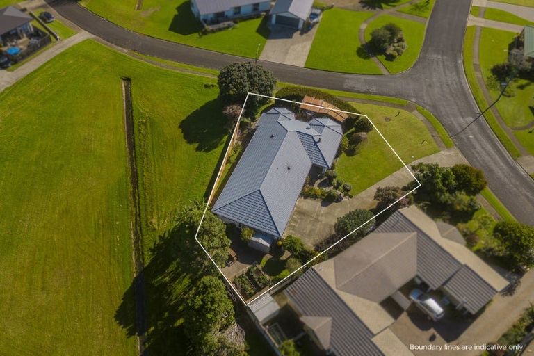 Photo of property in 19 Springbok Avenue, Whitianga, 3510