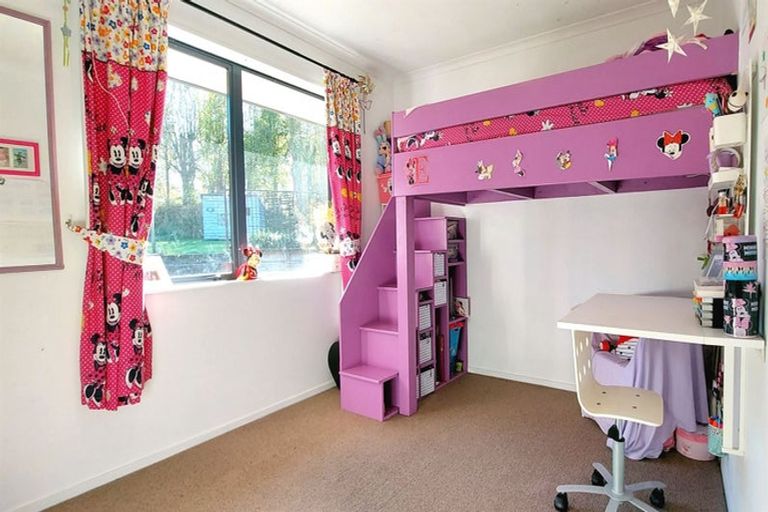 Photo of property in 1 Leith Drive, Loburn, Rangiora, 7472