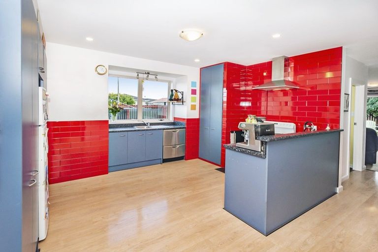 Photo of property in 19 Riwai Street, Templeton, Christchurch, 8042