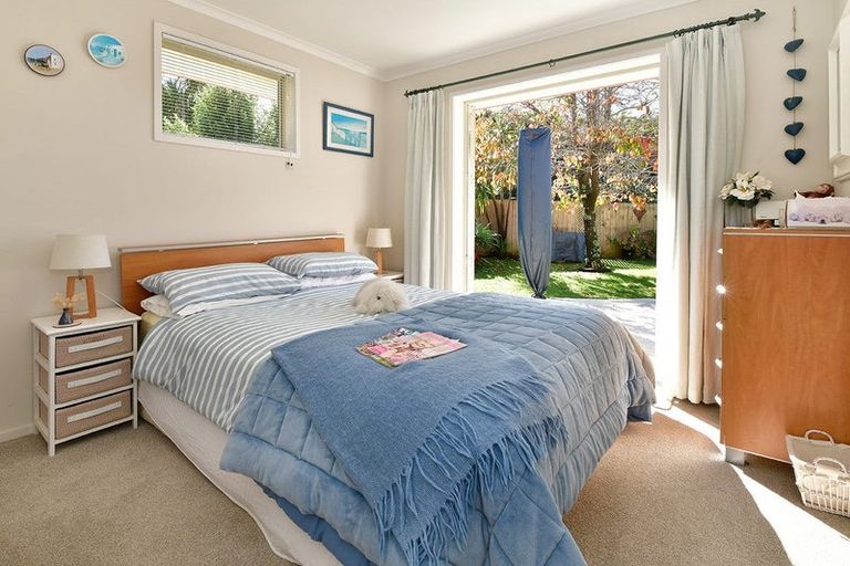 Photo of property in 9 Robinia Place, Snells Beach, 0920