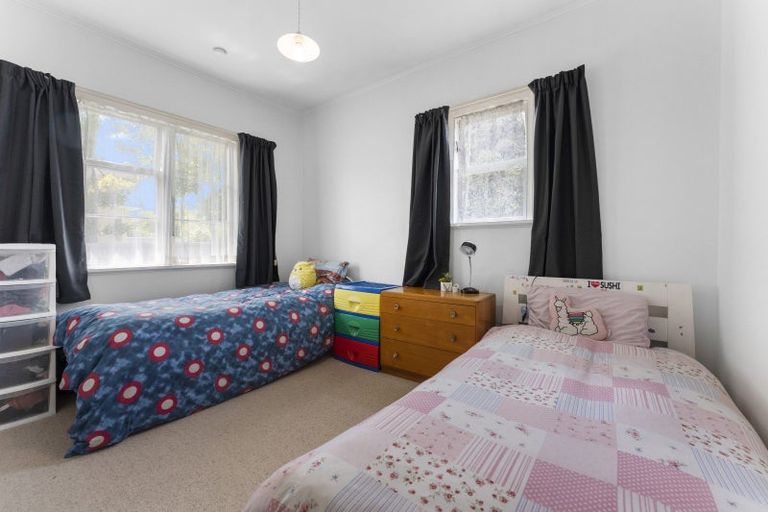 Photo of property in 510 Featherston Street, Roslyn, Palmerston North, 4414