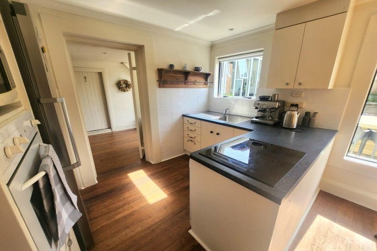 Photo of property in 10a Wharfe Street, South Hill, Oamaru, 9400