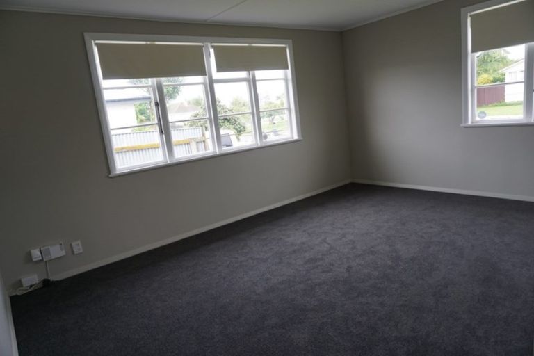 Photo of property in 5 Plowman Crescent, Onekawa, Napier, 4110