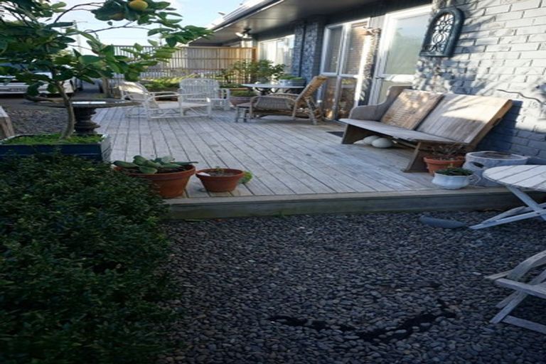 Photo of property in 924c Papamoa Beach Road, Papamoa Beach, Papamoa, 3118