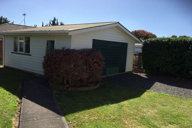 Photo of property in 8 Hampton Place, St Andrews, Hamilton, 3200