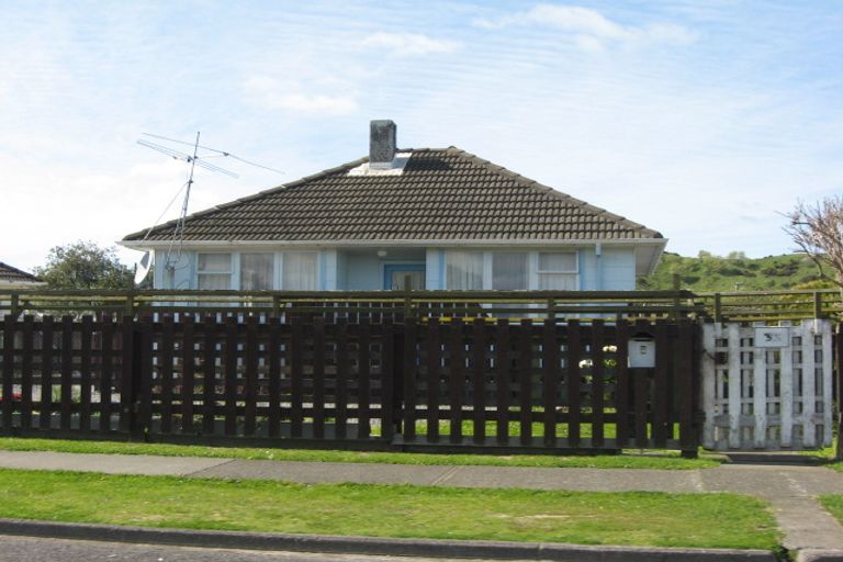 Photo of property in 2 Corkill Avenue, Wairoa, 4108