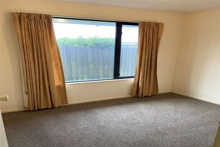 Photo of property in 2/15 Kintyre Drive, Broomfield, Christchurch, 8042