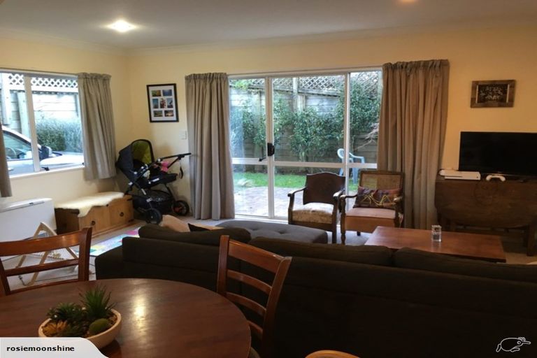 Photo of property in 21a Percy Dyett Drive, Karori, Wellington, 6012