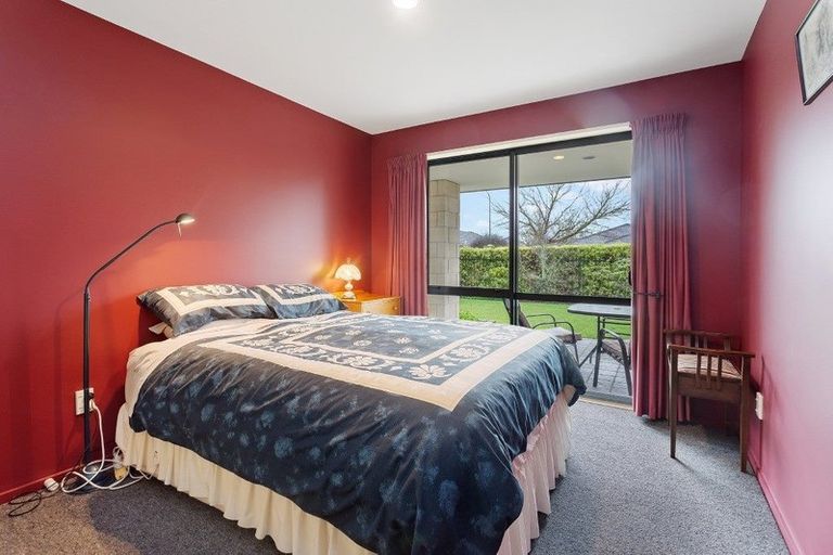 Photo of property in 2 Annaby Drive, Northwood, Christchurch, 8051