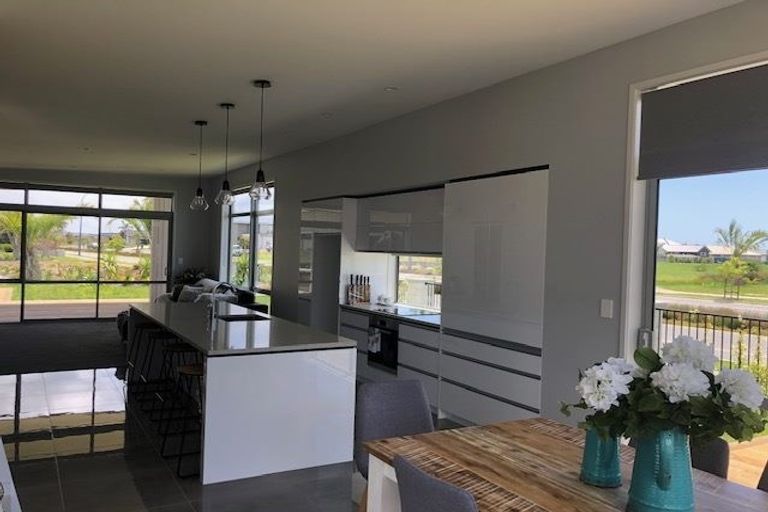 Photo of property in 72a The Boulevard, Papamoa Beach, Papamoa, 3118