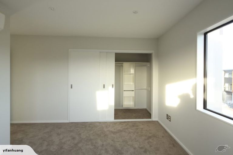 Photo of property in 29 Meritage Lane, Te Atatu South, Auckland, 0610