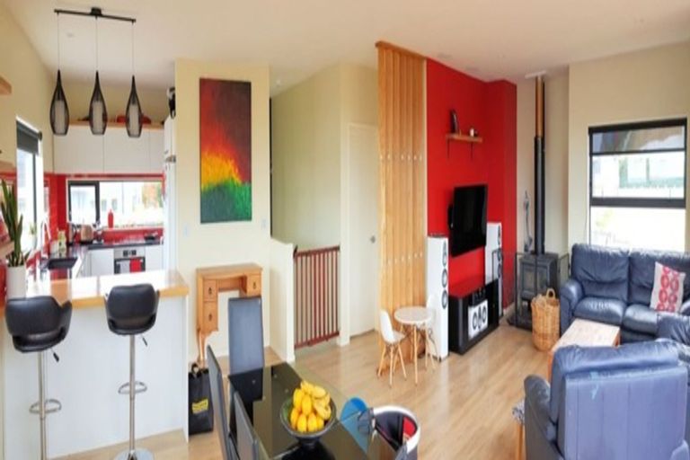 Photo of property in 9 Takutai Place, Diamond Harbour, Lyttelton, 8971