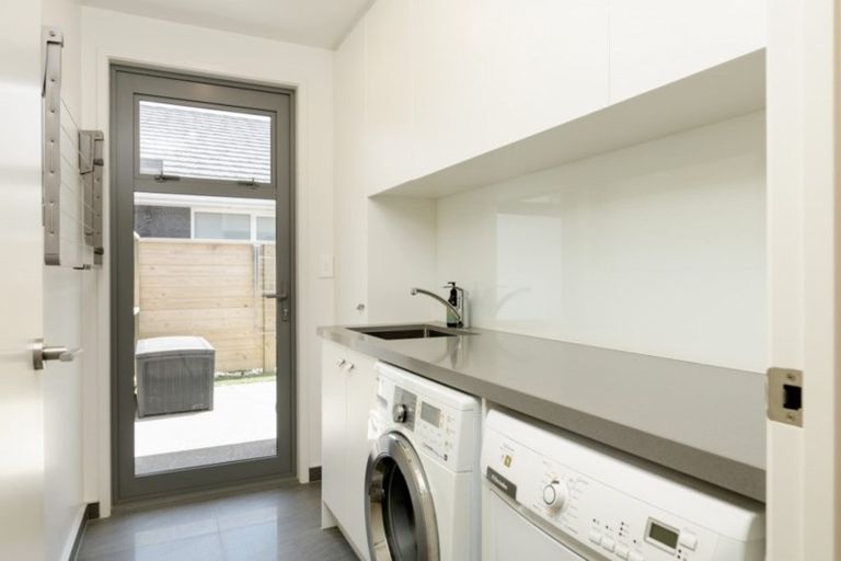 Photo of property in 7 Awatira Drive, Papamoa Beach, Papamoa, 3118